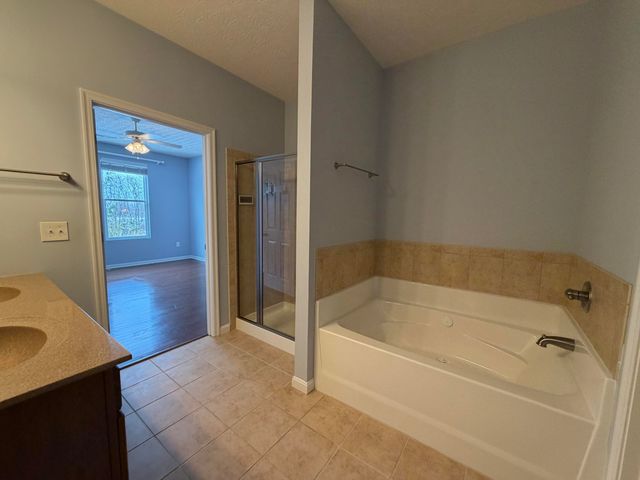 5004 Nelson Lane, Burlington, KY 41005