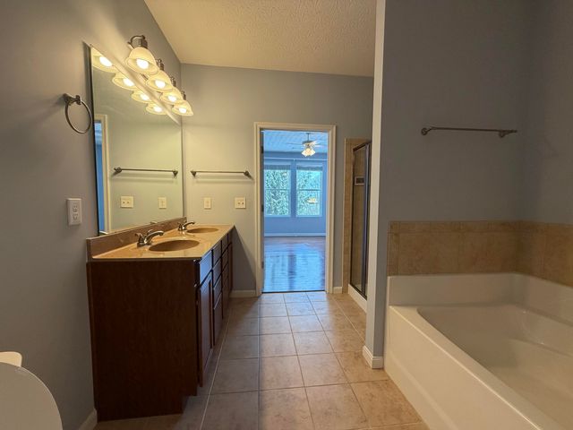 5004 Nelson Lane, Burlington, KY 41005