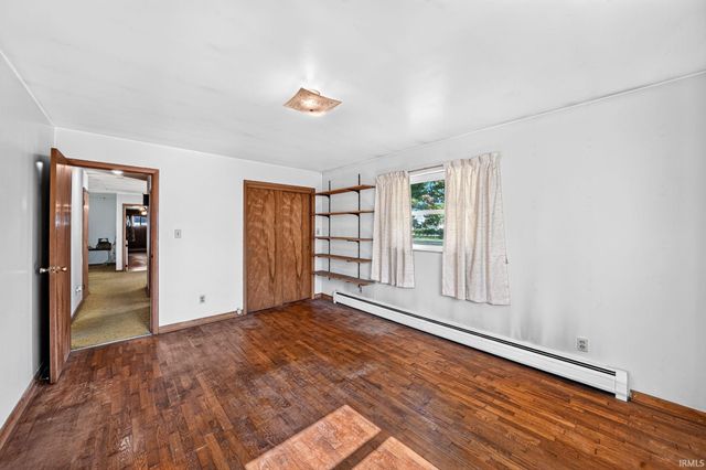 51870 Orange Road, South Bend, IN 46628