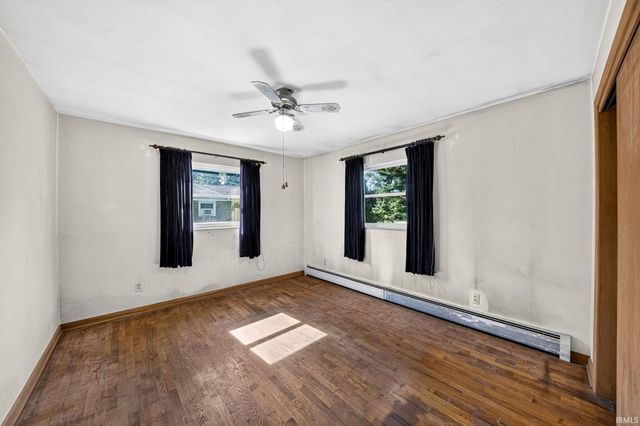 51870 Orange Road, South Bend, IN 46628
