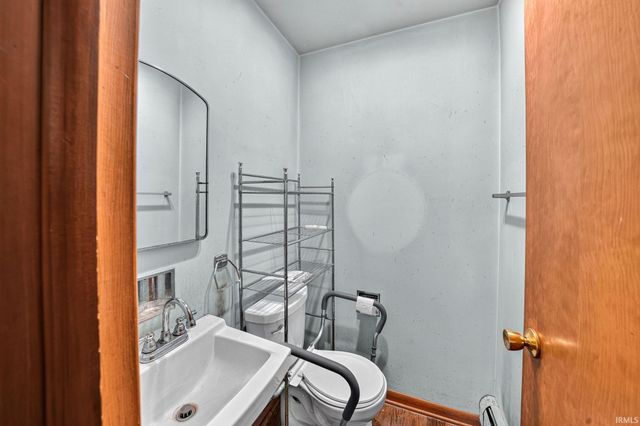 51870 Orange Road, South Bend, IN 46628