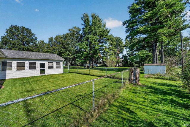 51870 Orange Road, South Bend, IN 46628
