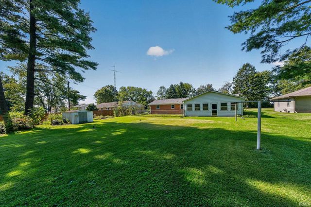 51870 Orange Road, South Bend, IN 46628