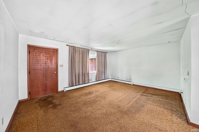 51870 Orange Road, South Bend, IN 46628