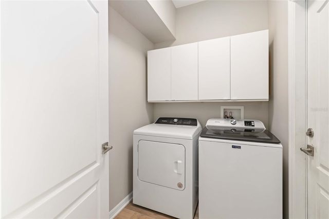 5220 LAKEHURST COURT, Palmetto, FL 34221