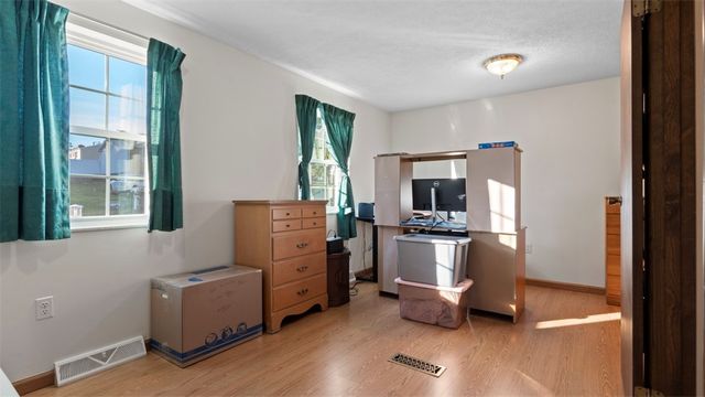 575 Fairfield Dr., Hempfield Twp, PA 15601