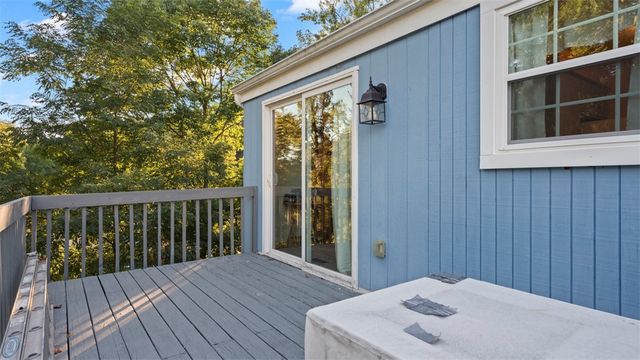 575 Fairfield Dr., Hempfield Twp, PA 15601