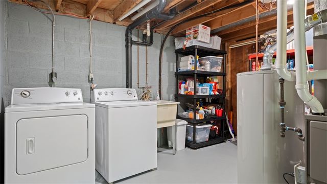 575 Fairfield Dr., Hempfield Twp, PA 15601