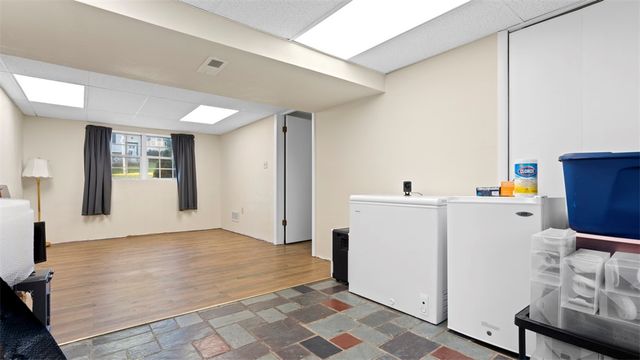 575 Fairfield Dr., Hempfield Twp, PA 15601