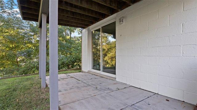 575 Fairfield Dr., Hempfield Twp, PA 15601