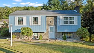 575 Fairfield Dr., Hempfield Twp, PA 15601