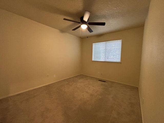 6119 TALLSMAN Drive NW, Albuquerque, NM 87120