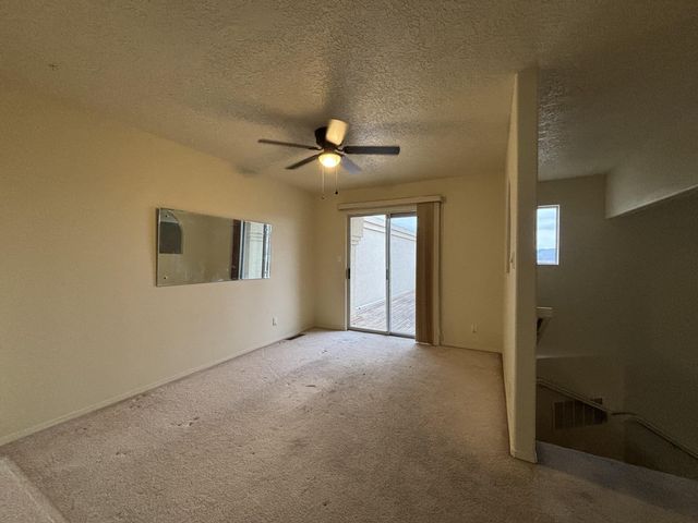 6119 TALLSMAN Drive NW, Albuquerque, NM 87120