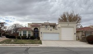 6119 TALLSMAN Drive NW, Albuquerque, NM 87120