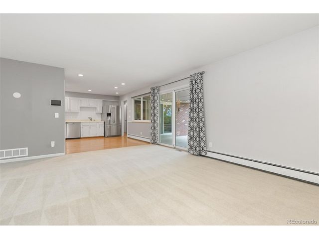 2622 S Brentwood Ct, Lakewood, CO 80227