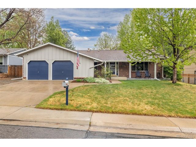 2622 S Brentwood Ct, Lakewood, CO 80227