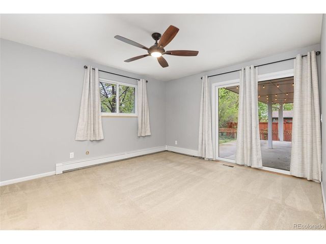 2622 S Brentwood Ct, Lakewood, CO 80227