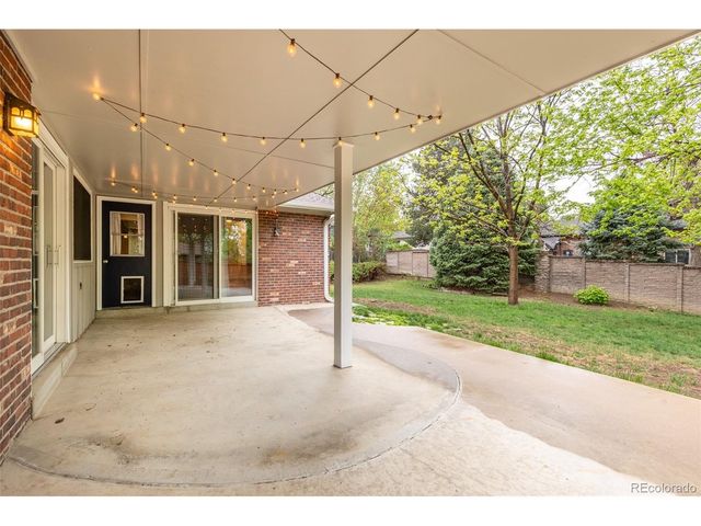 2622 S Brentwood Ct, Lakewood, CO 80227