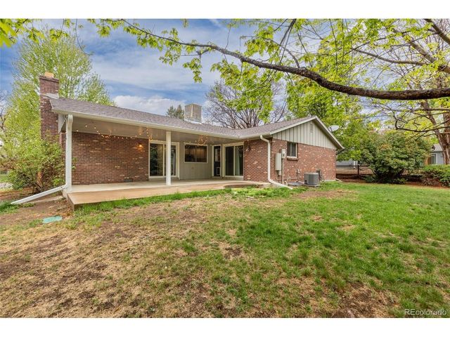 2622 S Brentwood Ct, Lakewood, CO 80227