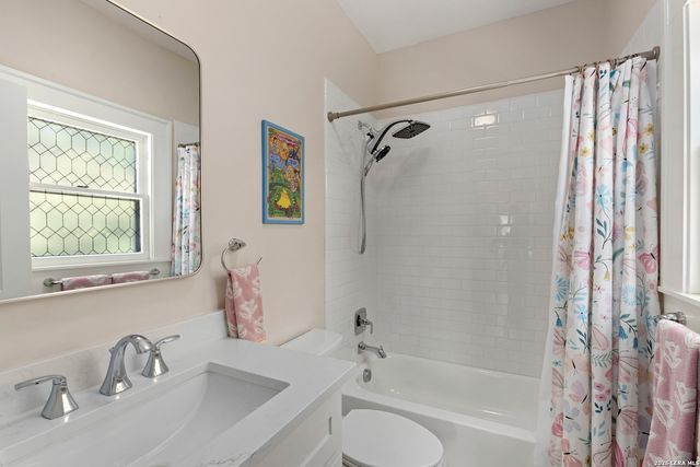 837 W Summit Ave, San Antonio, TX 78212