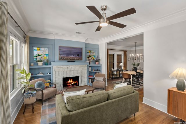 837 W Summit Ave, San Antonio, TX 78212
