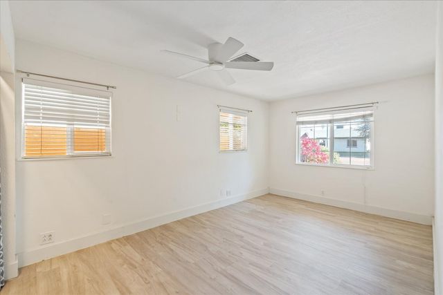 8216 N 9th Street, Phoenix, AZ 85020