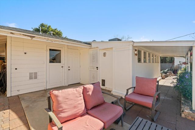 8216 N 9th Street, Phoenix, AZ 85020