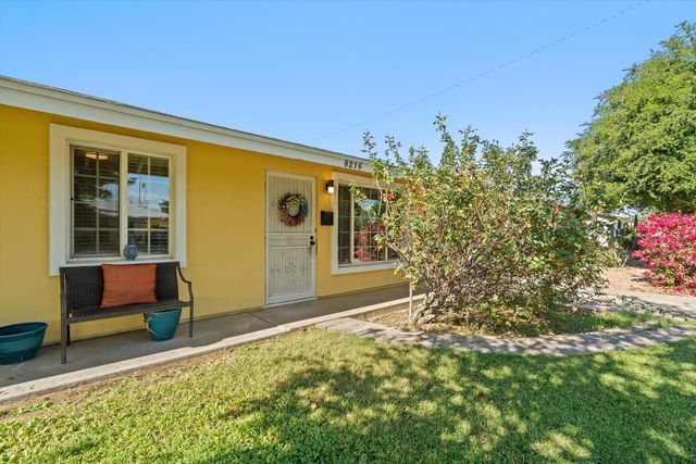 8216 N 9th Street, Phoenix, AZ 85020