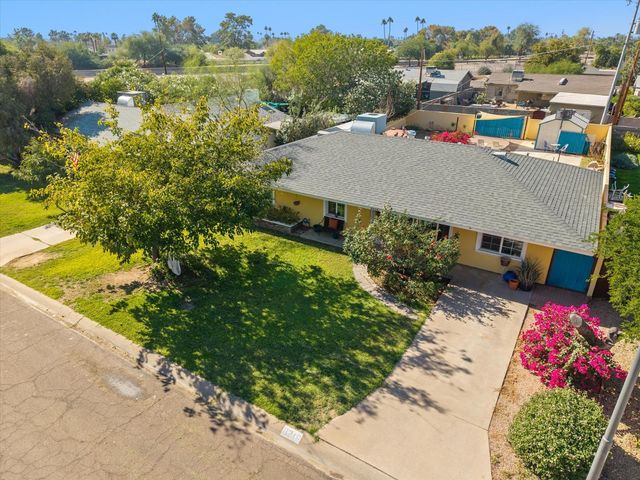 8216 N 9th Street, Phoenix, AZ 85020