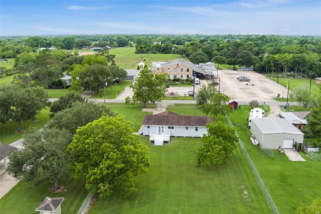 6315 Avenue T, Santa Fe, TX 77510