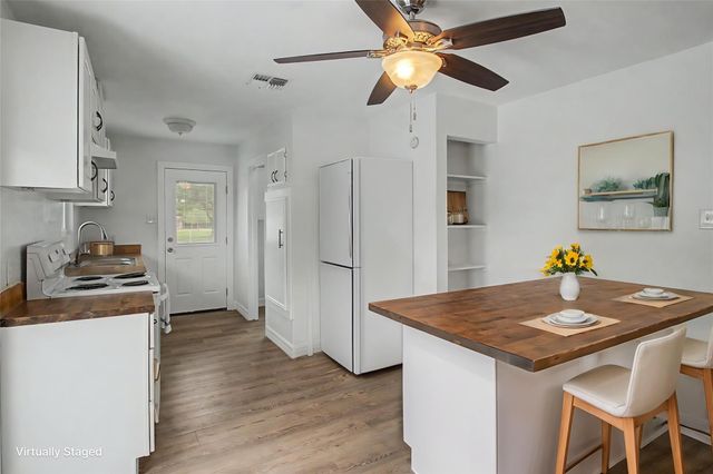 6315 Avenue T, Santa Fe, TX 77510