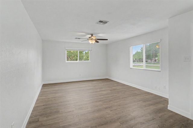 6315 Avenue T, Santa Fe, TX 77510