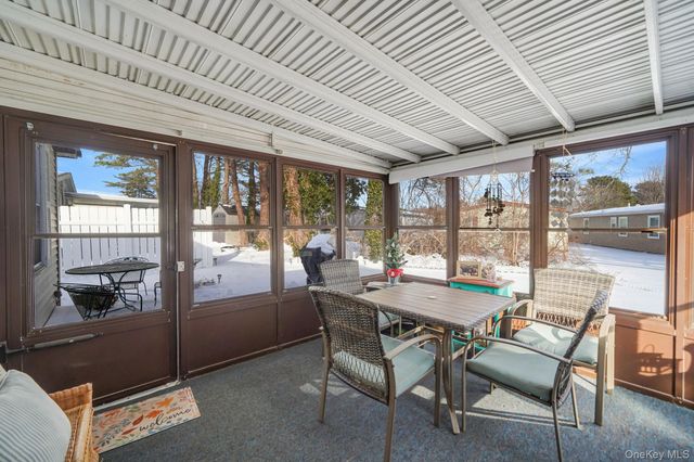 126 Village Circle W, Manorville, NY 11949