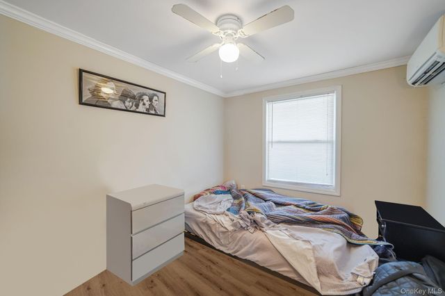 126 Village Circle W, Manorville, NY 11949