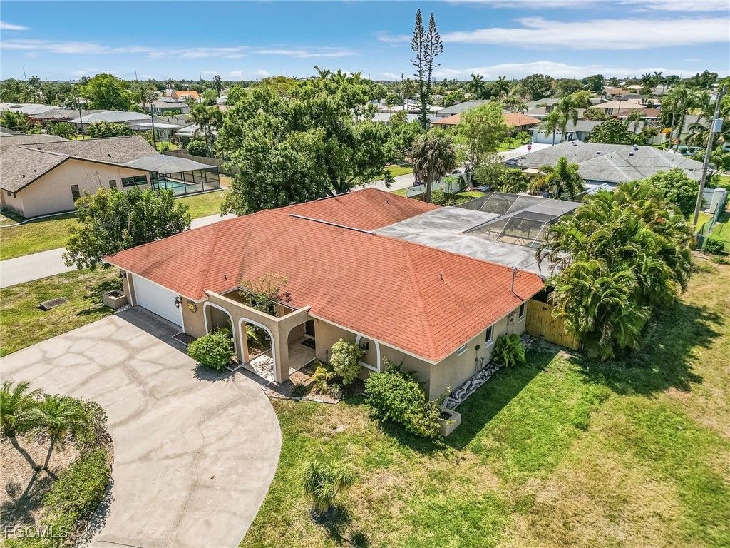 1144 SE 33rd ST, Cape Coral, FL 33904