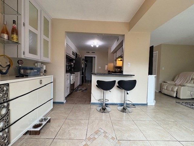 64 Laurelwood Dr 64, Stoughton, MA 02072