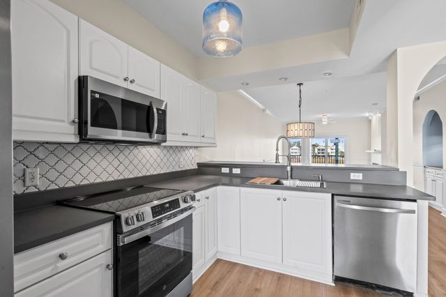 408 24th Ave N Unit 202, North Myrtle Beach, SC 29582