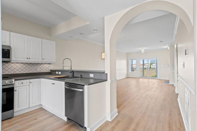 408 24th Ave N Unit 202, North Myrtle Beach, SC 29582