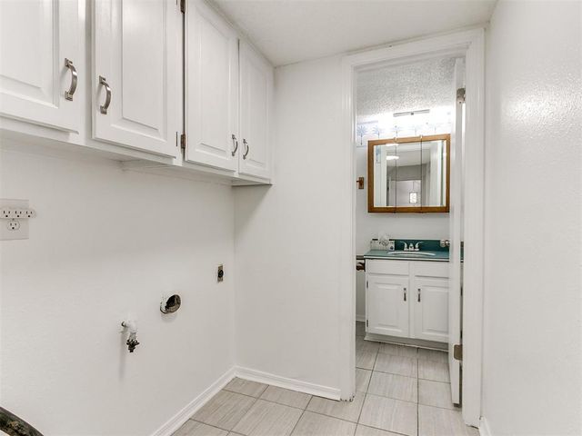 11708 Oakdale Street, Yukon, OK 73099