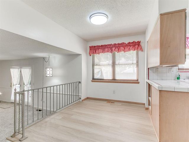 11708 Oakdale Street, Yukon, OK 73099