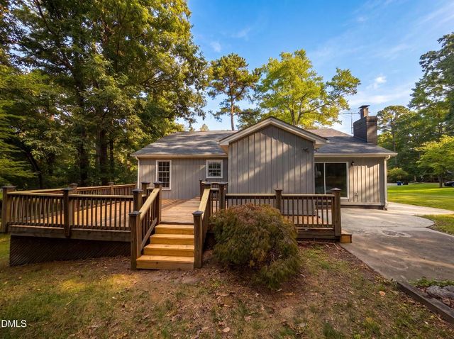 2721 Pebblebrook Drive, Sanford, NC 27330