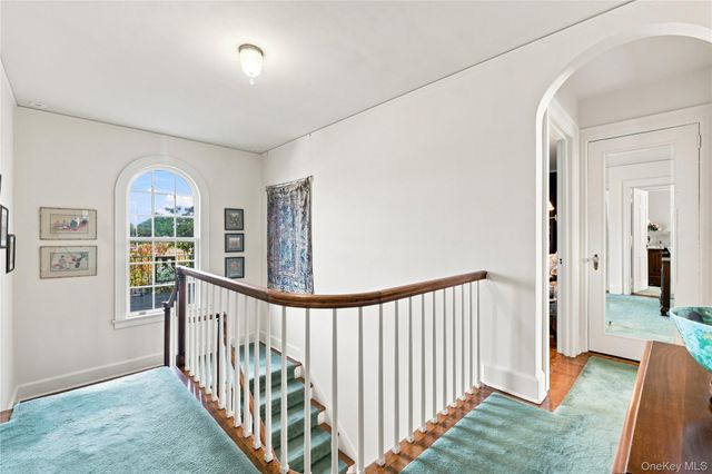 84 Ocean Avenue, Amityville, NY 11701
