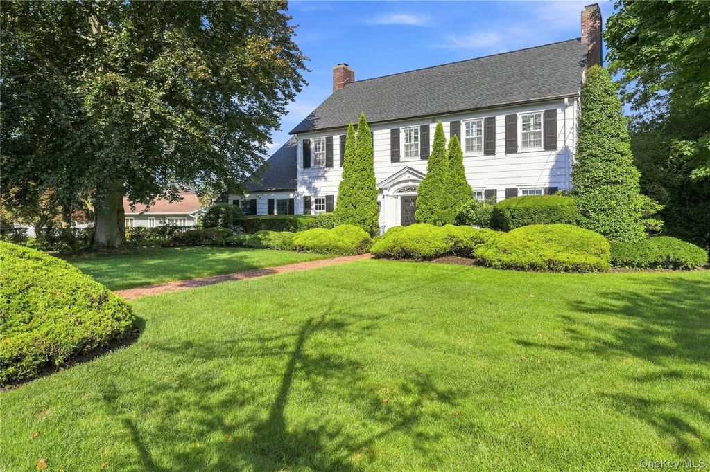 84 Ocean Avenue, Amityville, NY 11701 — photo 2