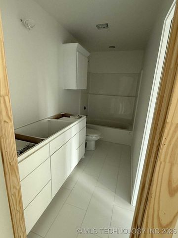 16641 E 41st Place S, Tulsa, OK 74134