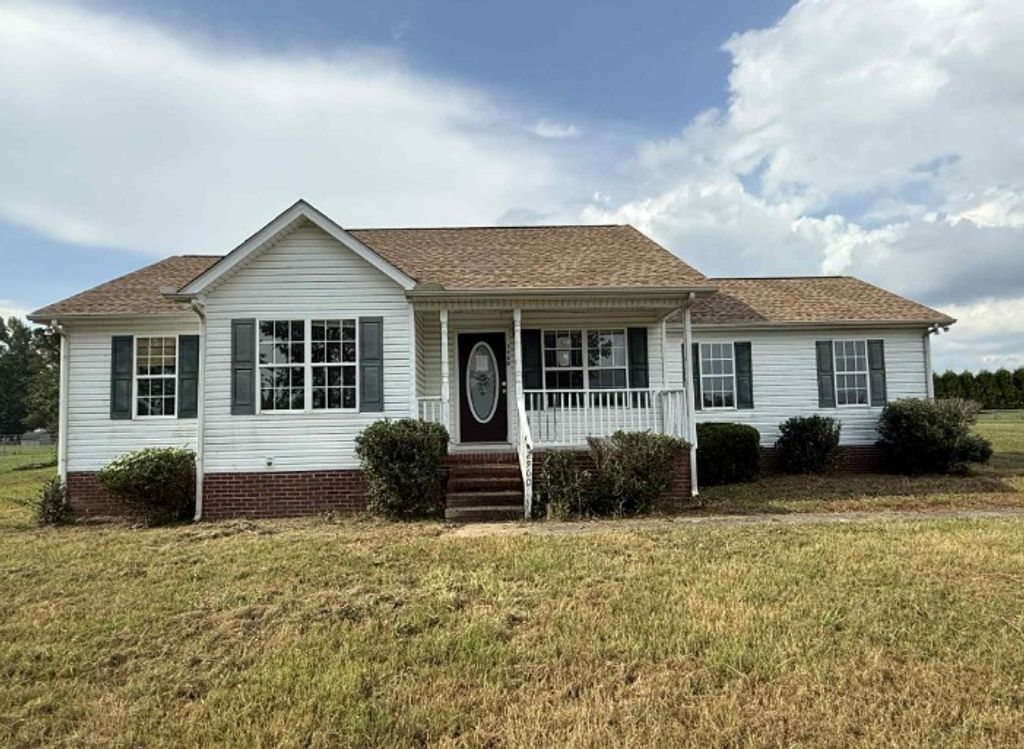 2960 Gnat Hill Rd, Manchester, TN 37355