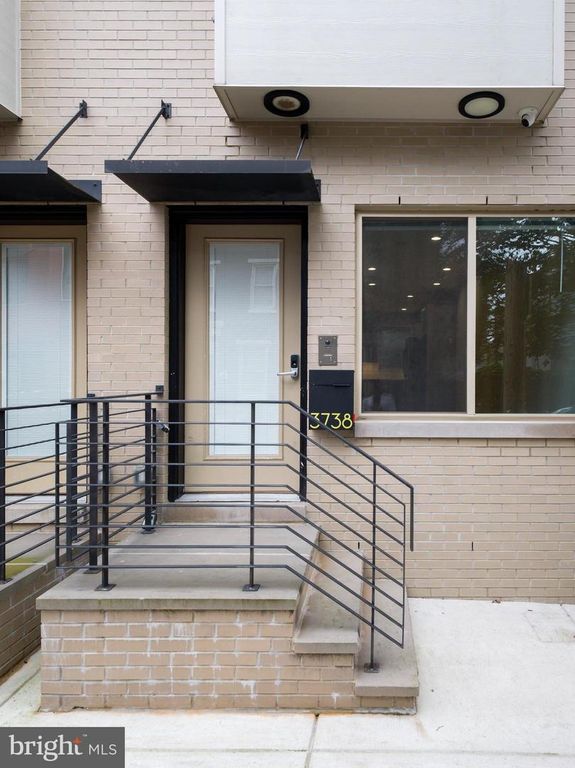 3738 BRANDYWINE ST, Philadelphia, PA 19104