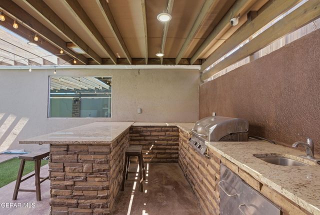 110 S GIBRALTAR Drive, El Paso, TX 79905