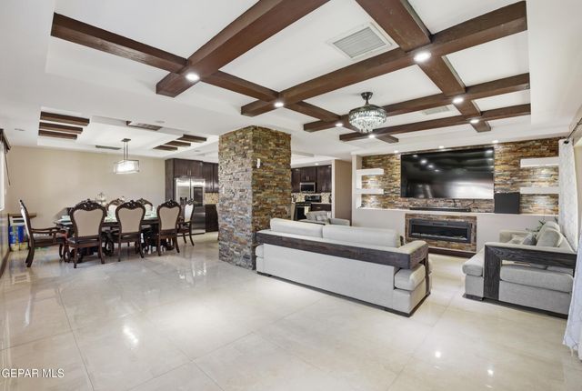 110 S GIBRALTAR Drive, El Paso, TX 79905
