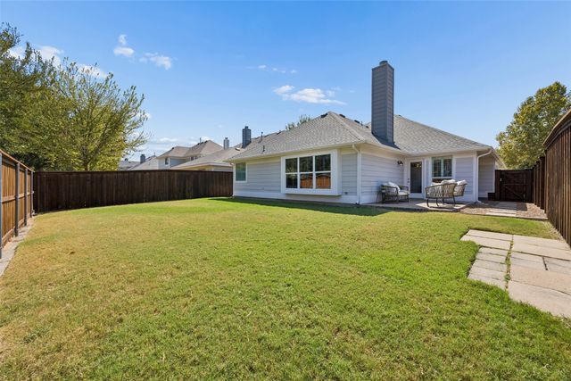 9828 Meadow Rue Drive, Mckinney, TX 75072