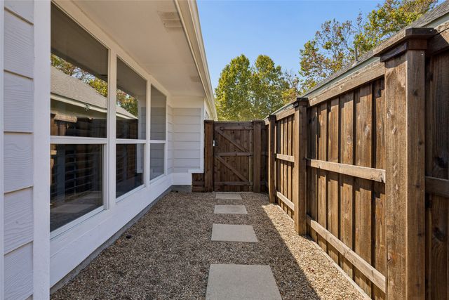 9828 Meadow Rue Drive, Mckinney, TX 75072